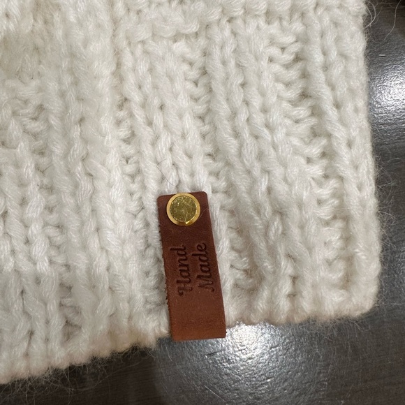 Chunky Cable Knit Long, Oversized  White Mohair Cardigan in size small handmade - Picture 5 of 8